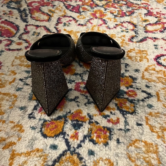 Gianni Bini heels - Picture 2 of 3